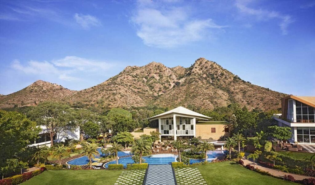 Taj Aravali Resort & Spa, Udaipur