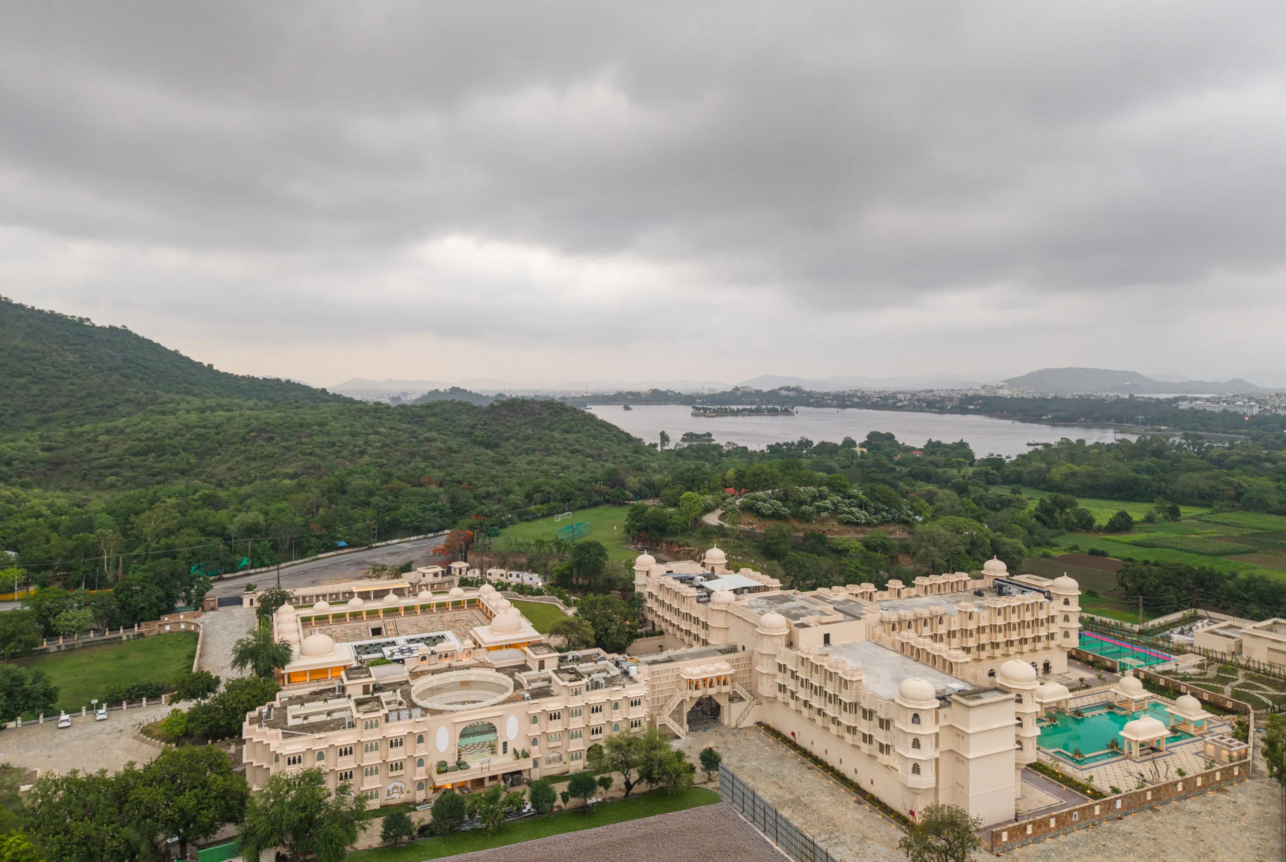 Wyndham Grand Udaipur Fatehsagar Lake
