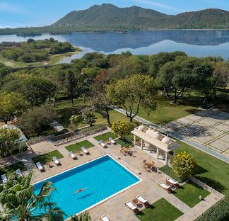 Trident Udaipur luxury hotel near Lake Pichola